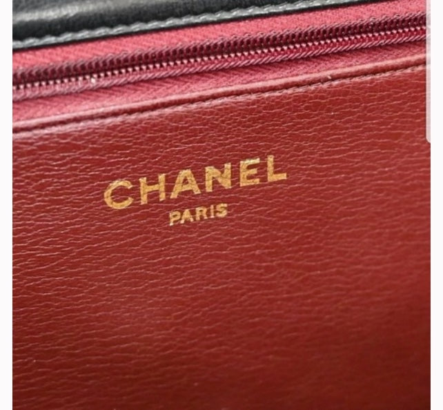 CHANEL VINTAGE LAMBSKIN CLASSIC FLAP MEDIUM BAG