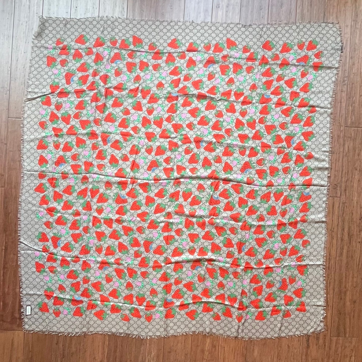 GUCCI GG Monogram Strawberry Modal Silk Square Scarf