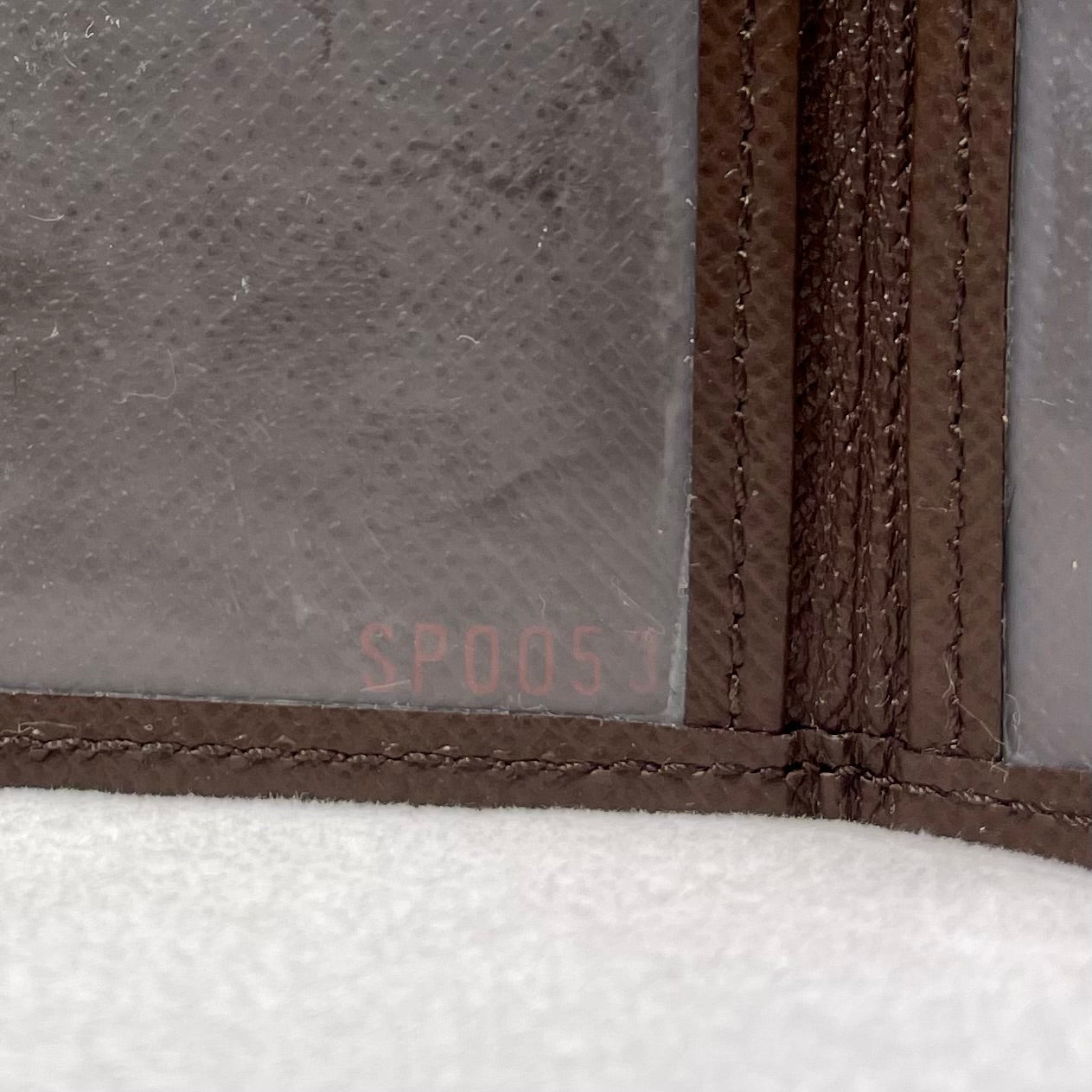 LOUIS VUITTON Brown Taiga Men's Wallet Set TS3695