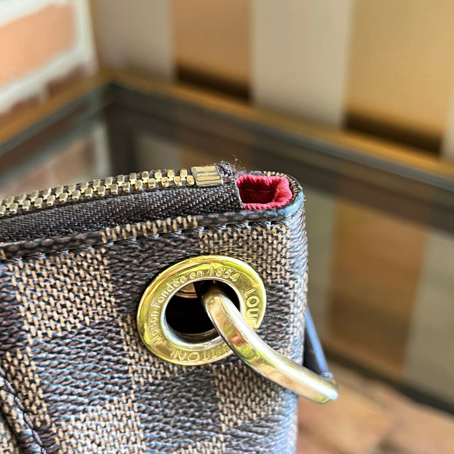 LOUIS VUITTON South Bank Besace Damier Ebene Canvas Crossbody Bag