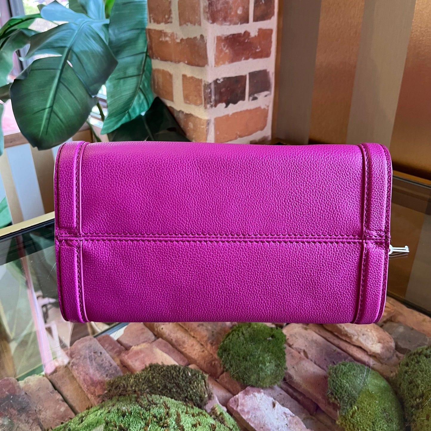 ALEXANDER MCQUEEN Skull Padlock Zip Medium Magenta Handbag