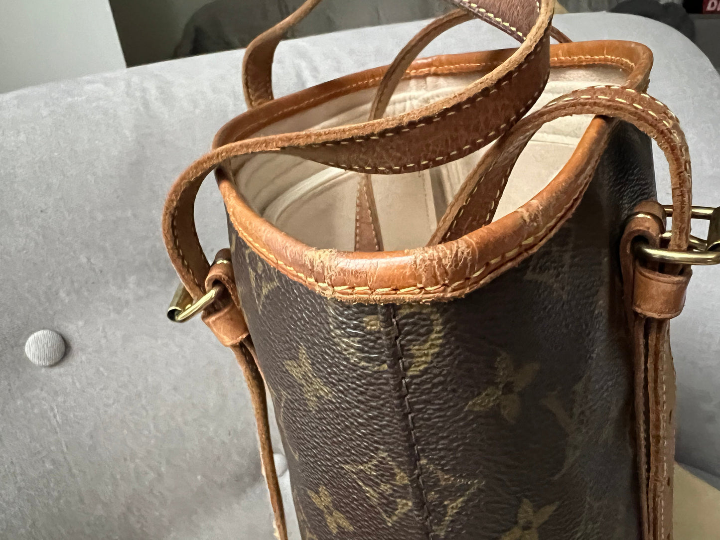Louis Vuitton Monogram Vintage Bucket Bag GM