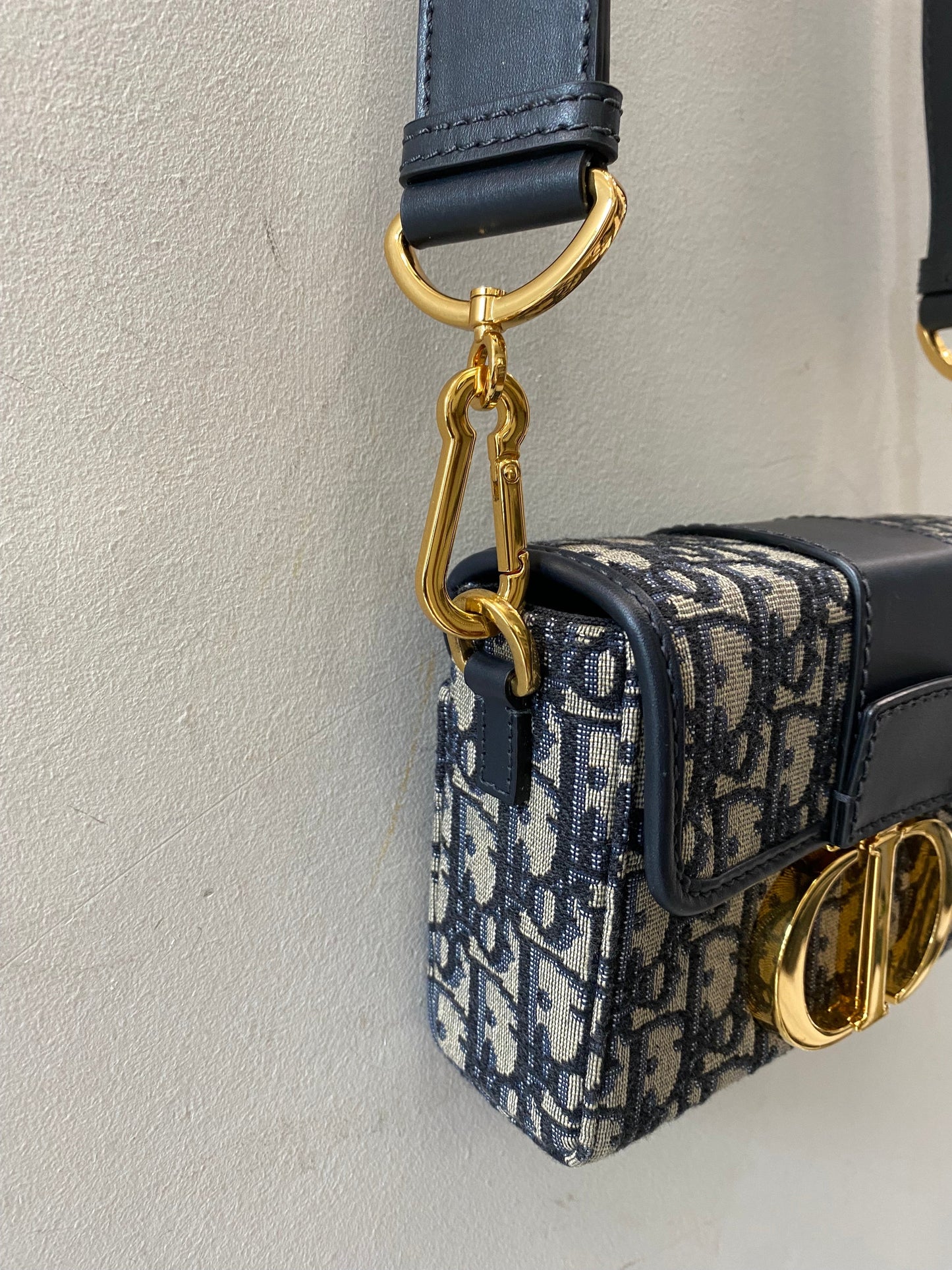 CHRISTIAN DIOR BLUE OBLIQUE 30 MONTAIGNE BOX BAG