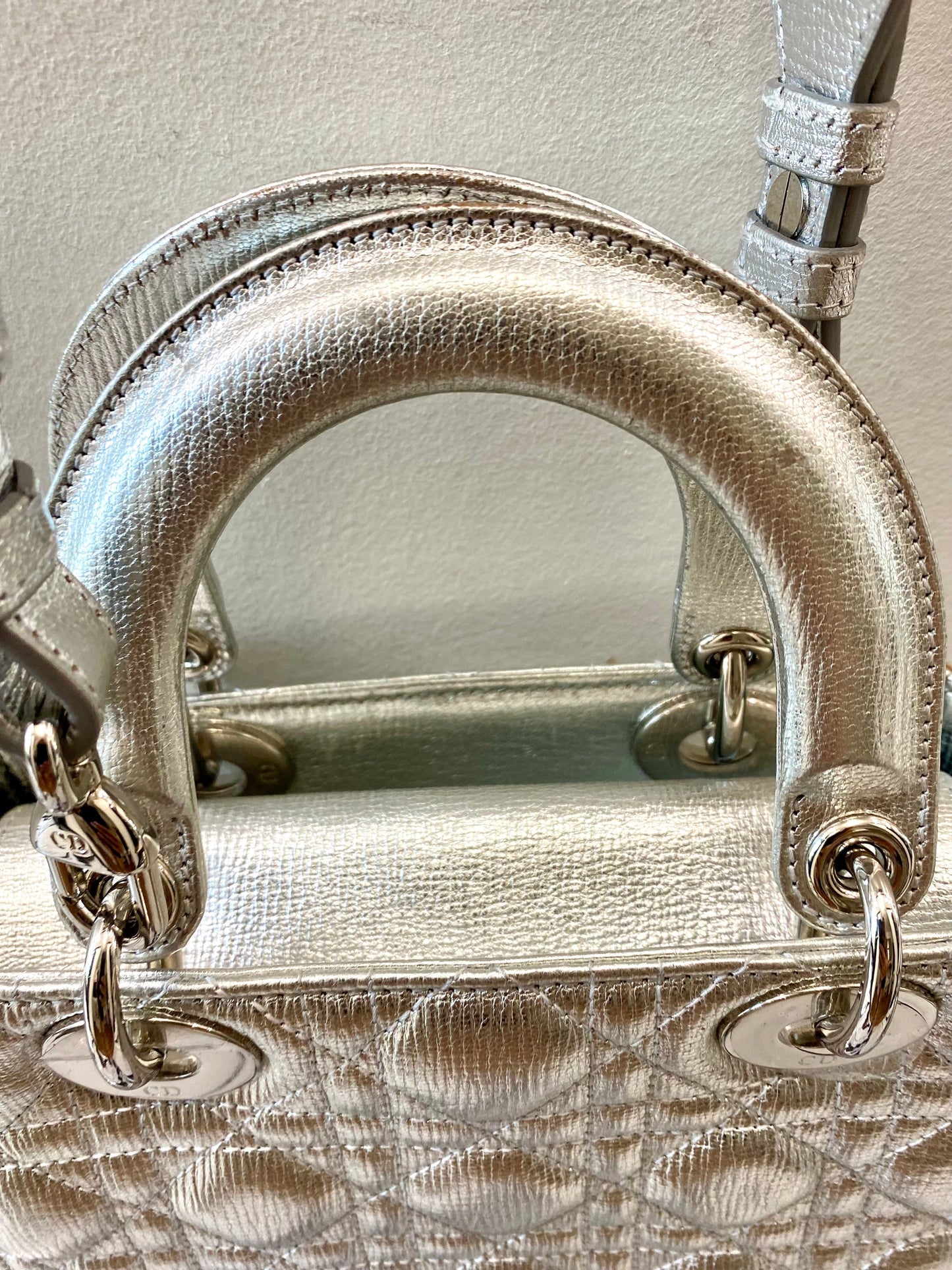 DIOR LADY DIOR CANNAGE LUCKY BADGES GRAINED METALLIC CALFSKIN BAG