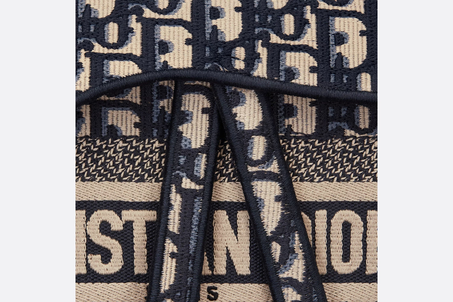 DIOR OBLIQUE EMBROIDERY SADDLE BAG