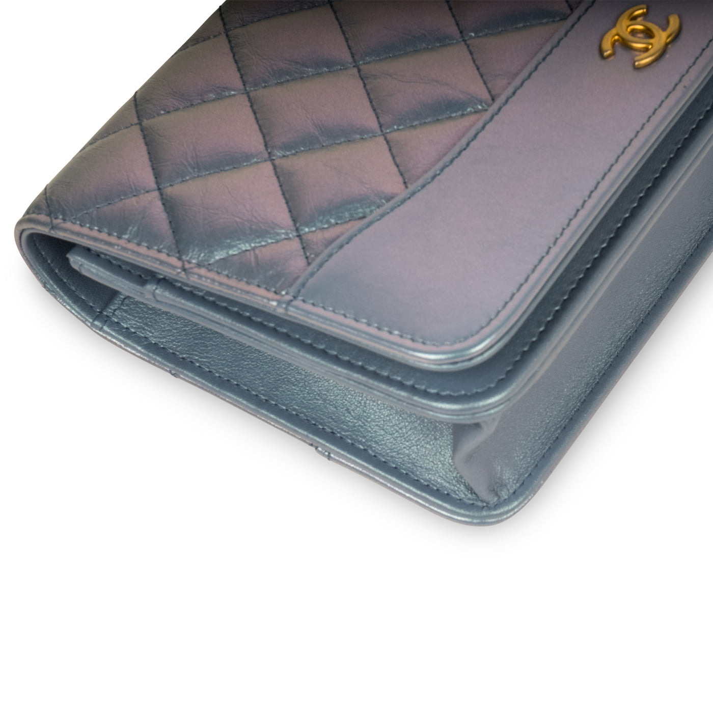 Chanel Wallet on Chain Iridescent