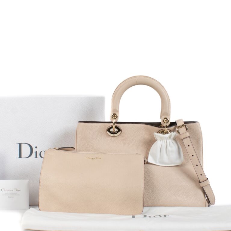 DIOR GRAINED LEATHER MEDIUM DIORISSIMO TOTE BAG IN BLUSH PINK