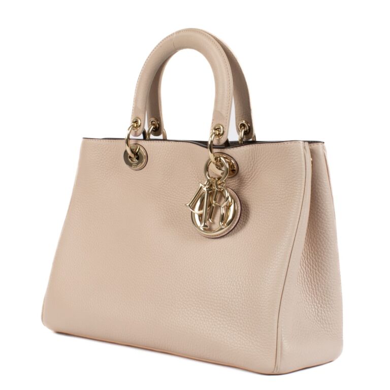 DIOR GRAINED LEATHER MEDIUM DIORISSIMO TOTE BAG IN BLUSH PINK