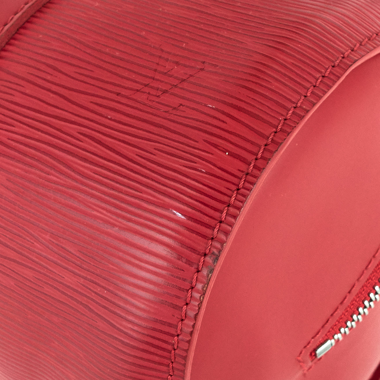 Louis Vuitto Papillon 30 Epi Leather Bag with Pouch