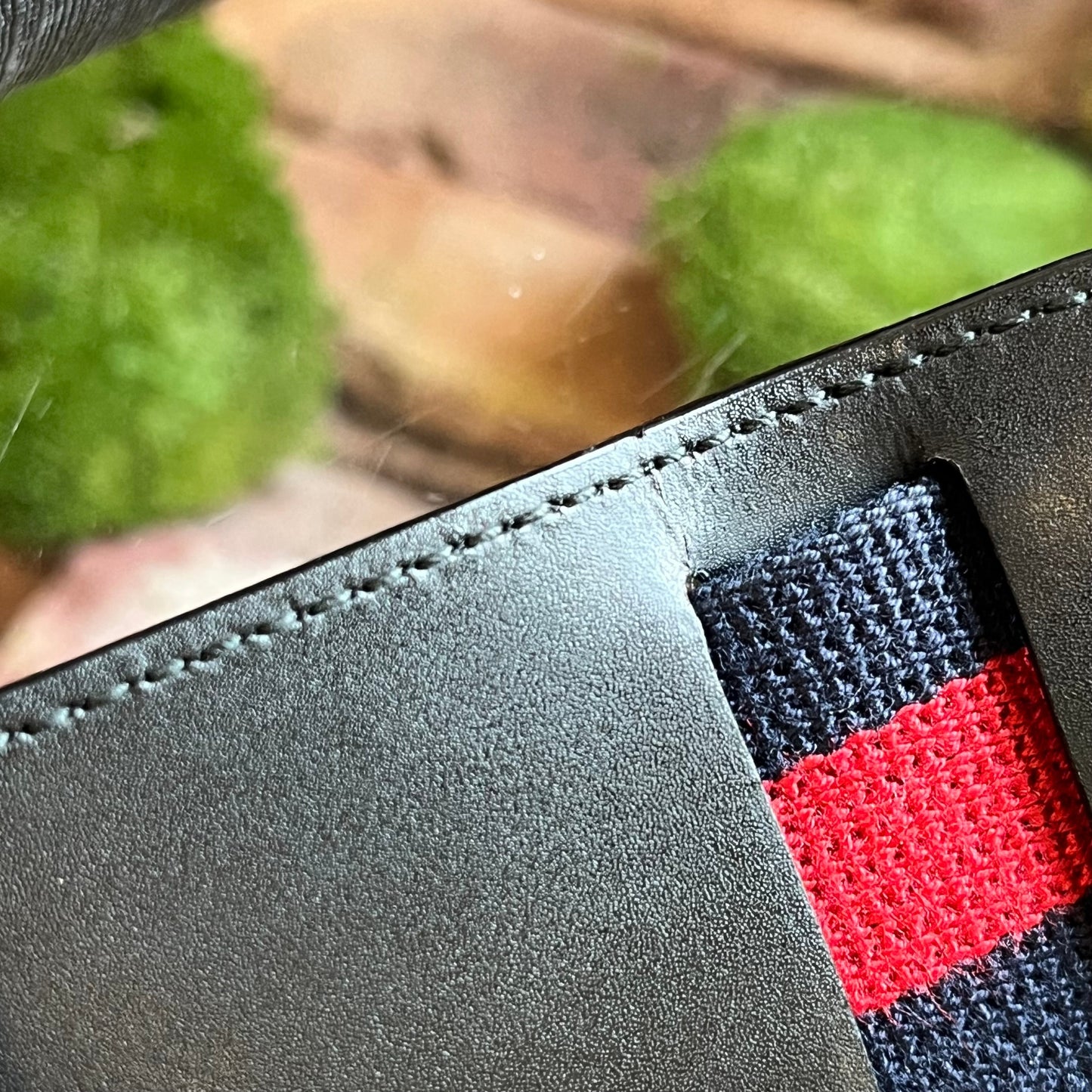 GUCCI GG Supreme Web Small Black Messenger