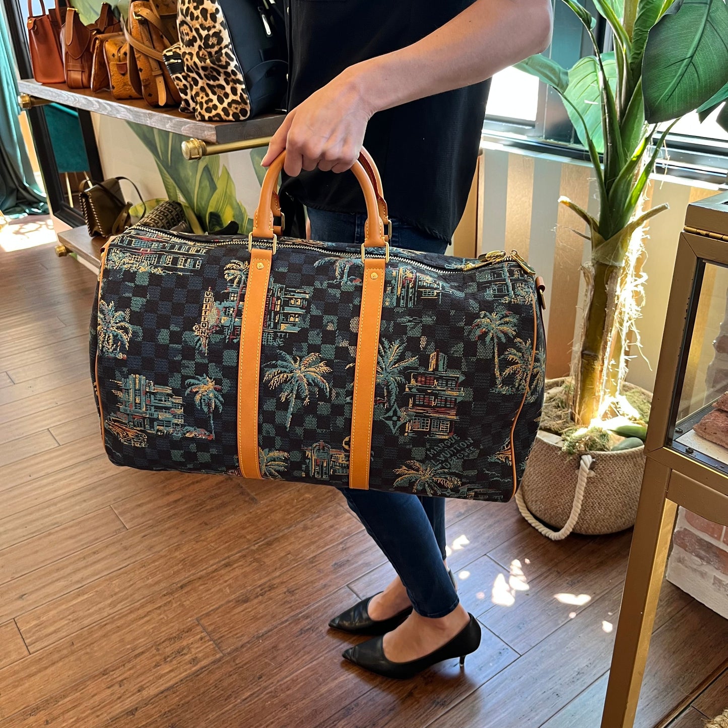 LOUIS VUITTON Miami Keepall Bandouliere ADI1188