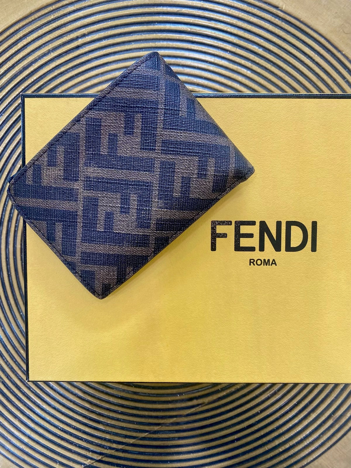 FENDI FF BI-FOLD WALLET