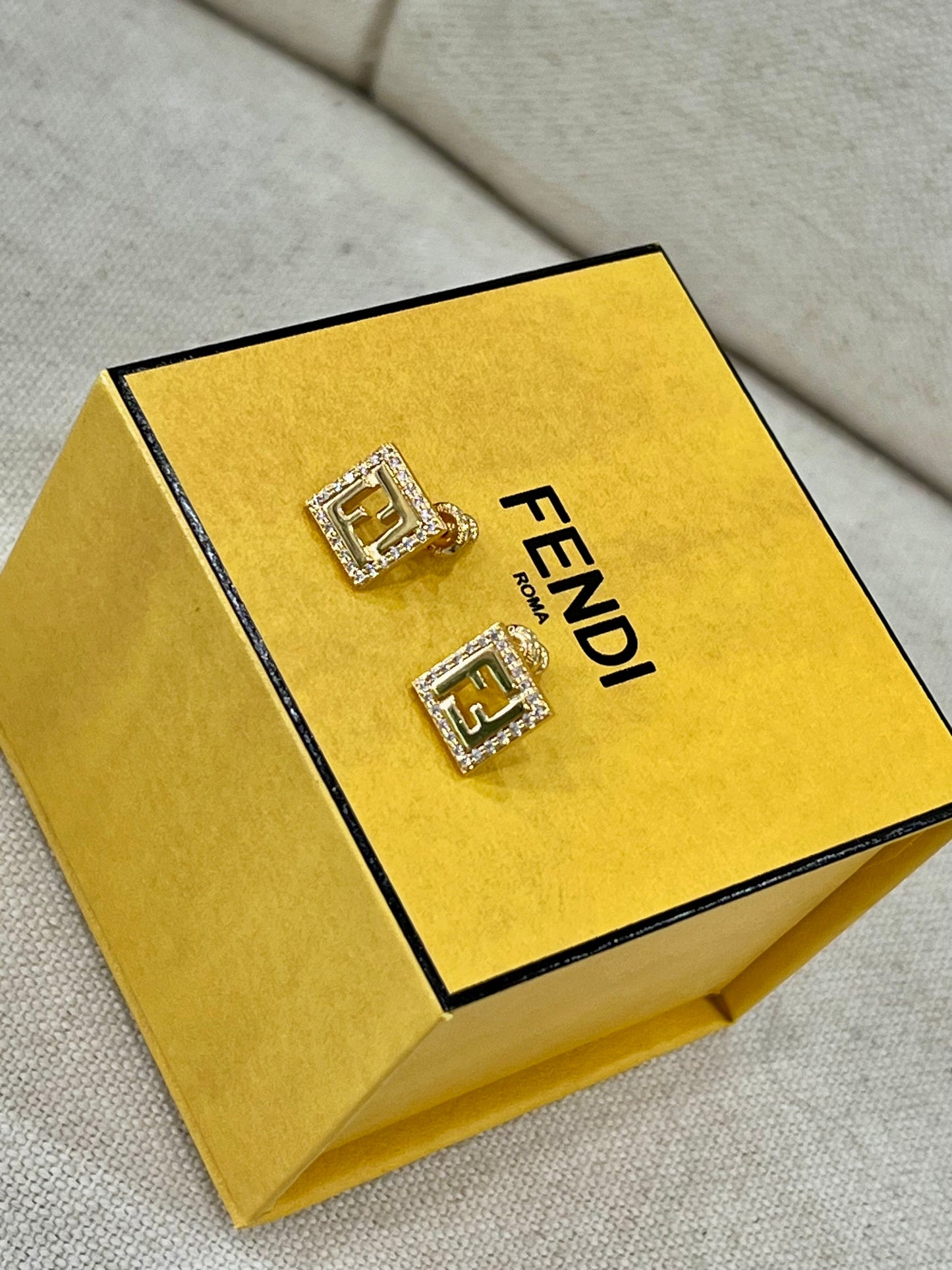 FENDI FF FOREVER STUD EARRINGS