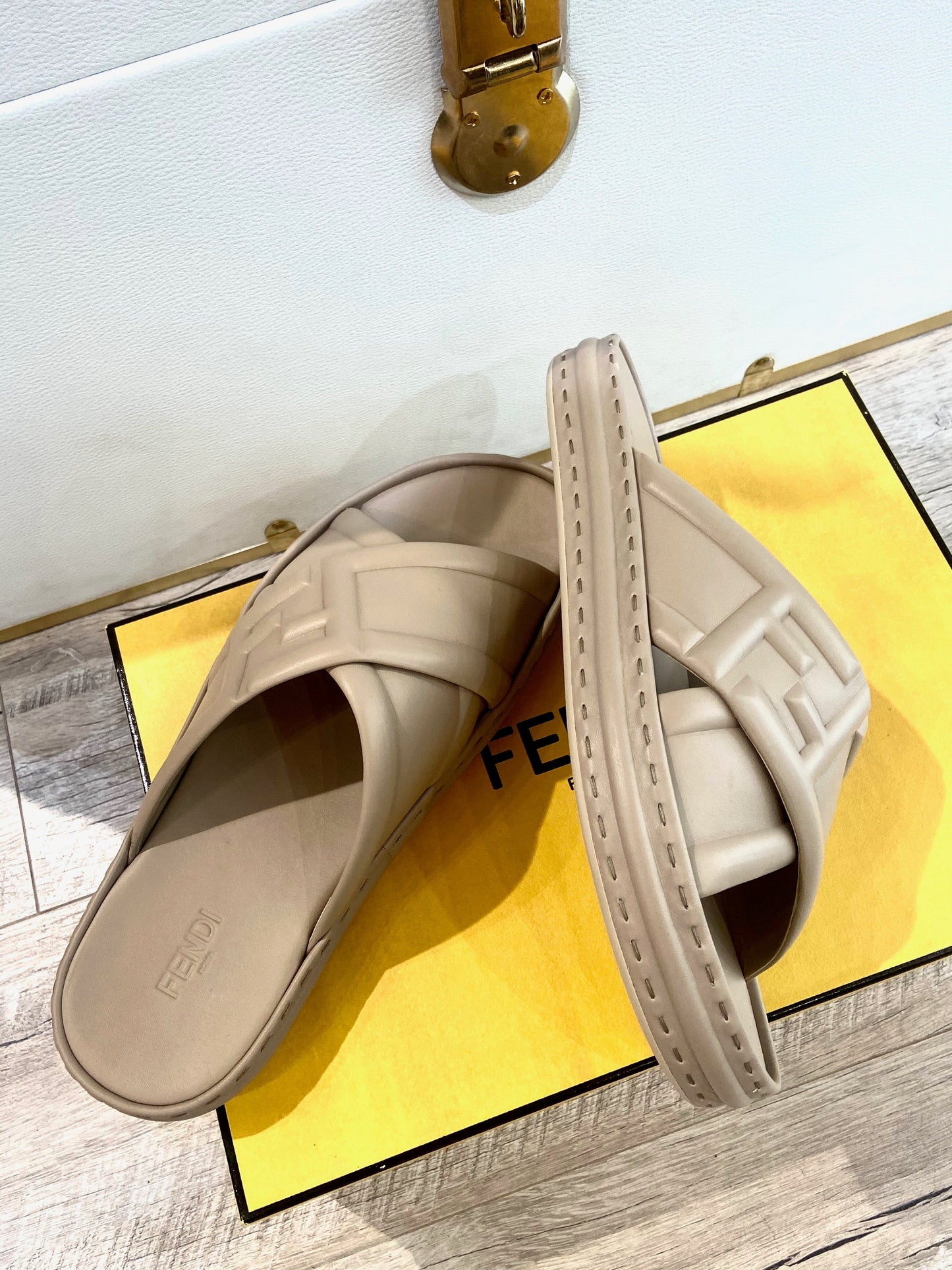 FENDI LOGO LEATHER PLATFORM SANDALS