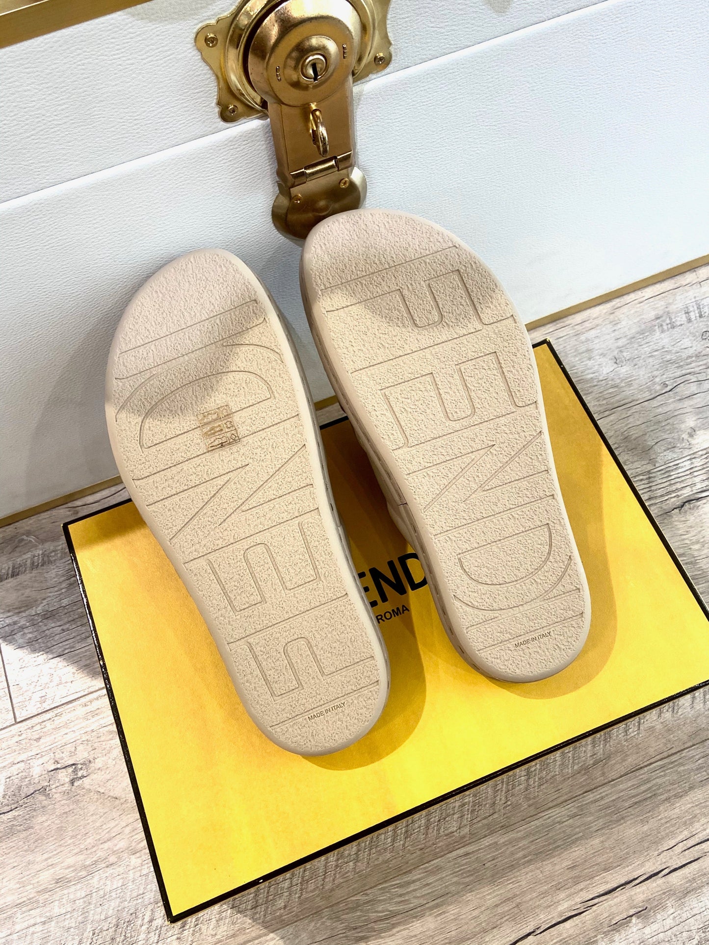 FENDI LOGO LEATHER PLATFORM SANDALS