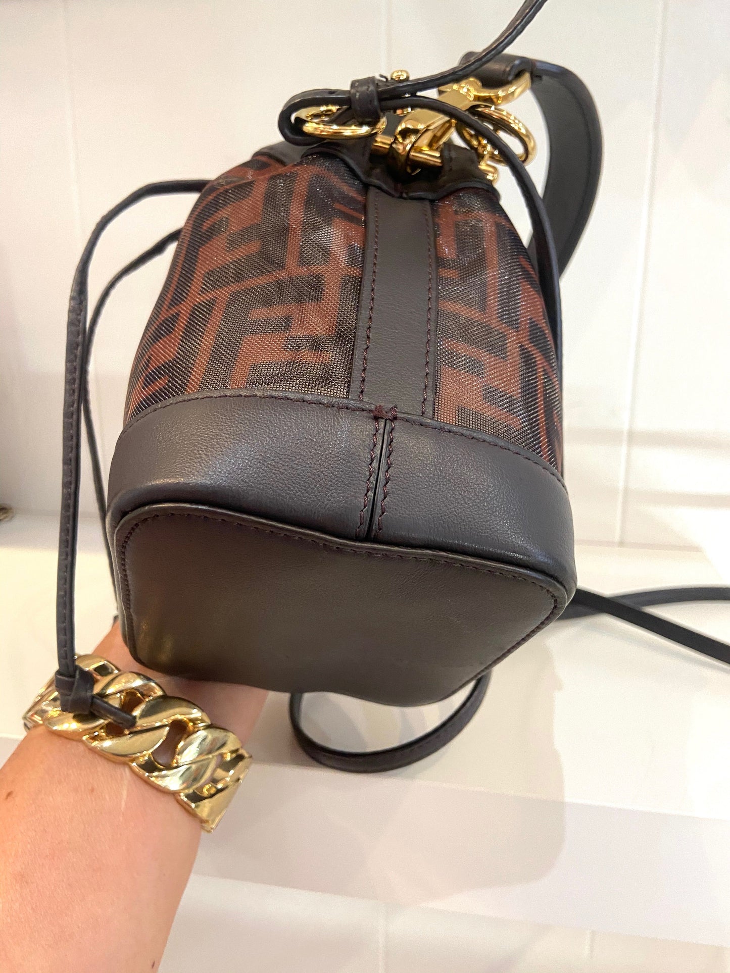 FENDI FF 1974 VITELLO GRACE MINI MON TRESOR BUCKET BAG