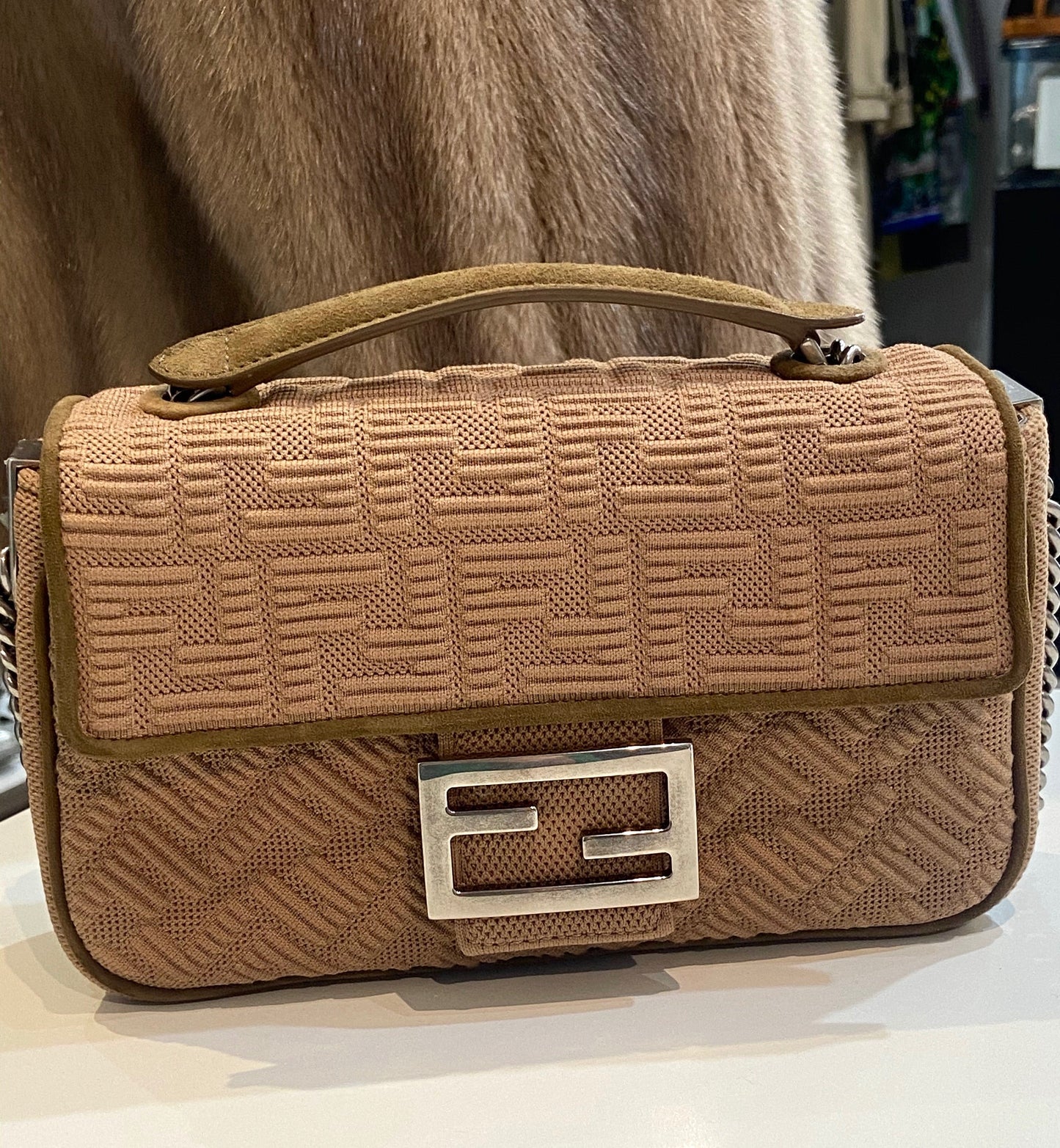 FENDI MIDI KNIT FF 1974 CHAIN BAGUETTE MEDIUM BAG