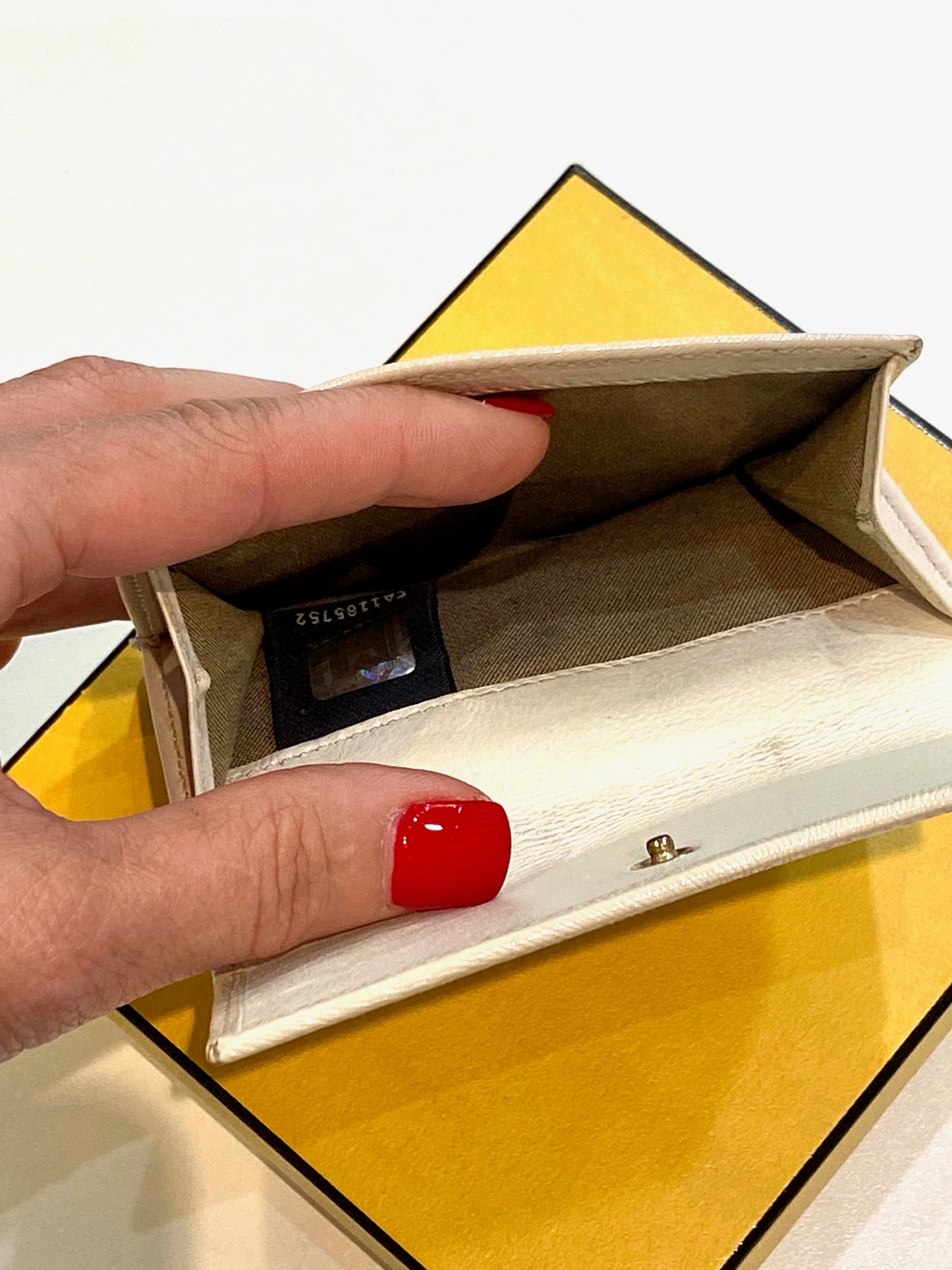 FENDI ROMA VINTAGE LEATHER COMPACT WALLET