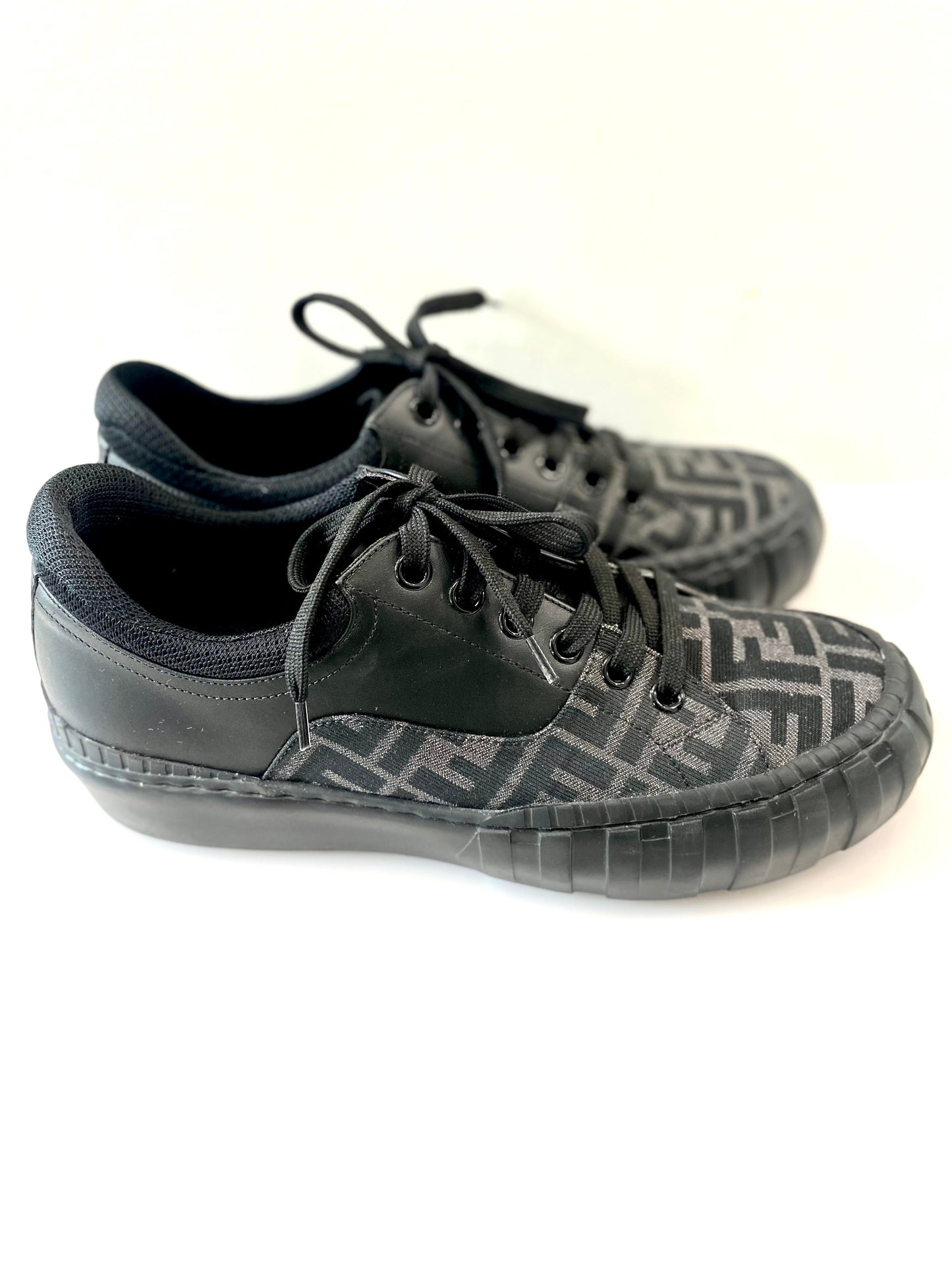 FENDI ZUCCA FF LOGO SNEAKERS