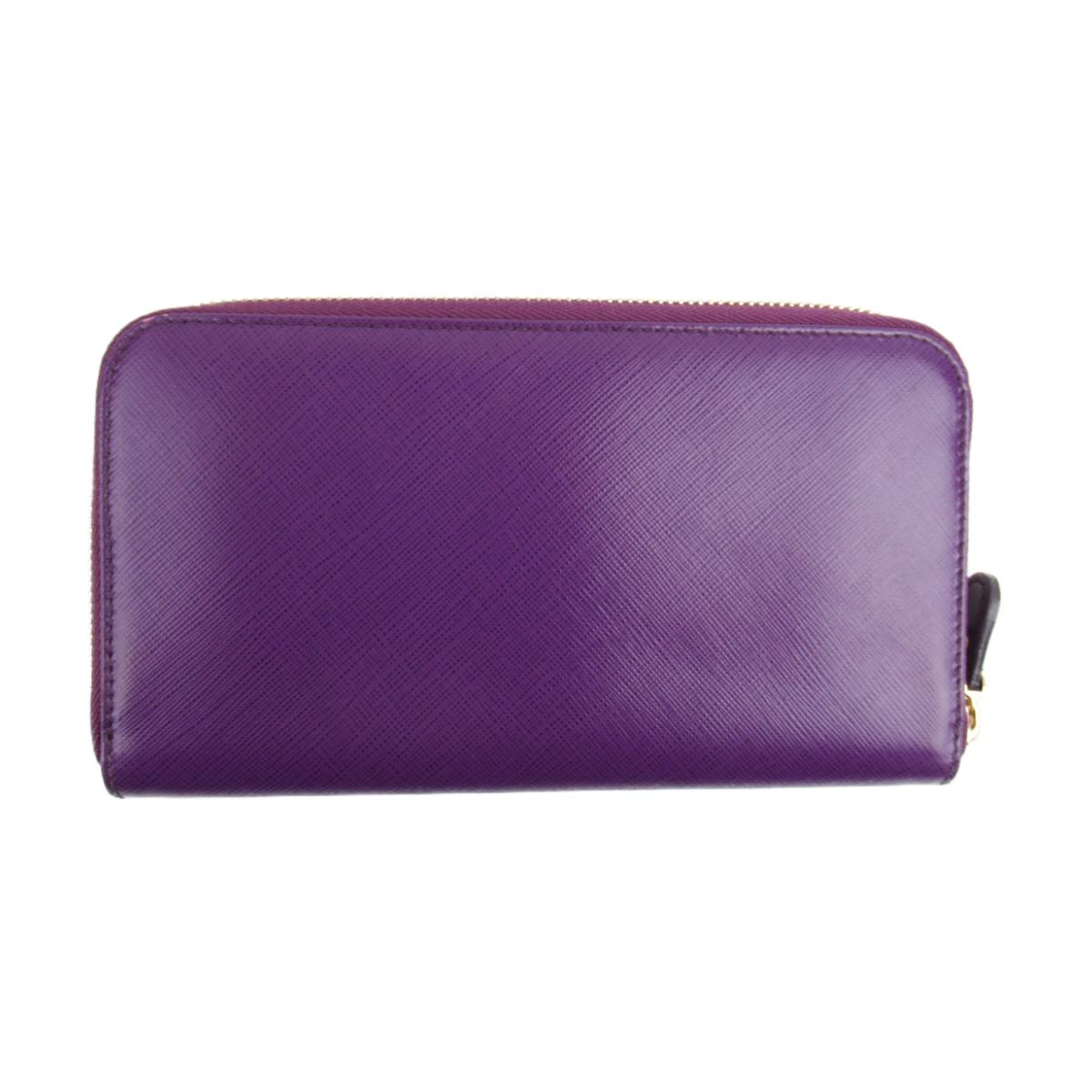 SALVATORE FERRAGAMO SAFFIANO LEATHER GANCINI WALLET