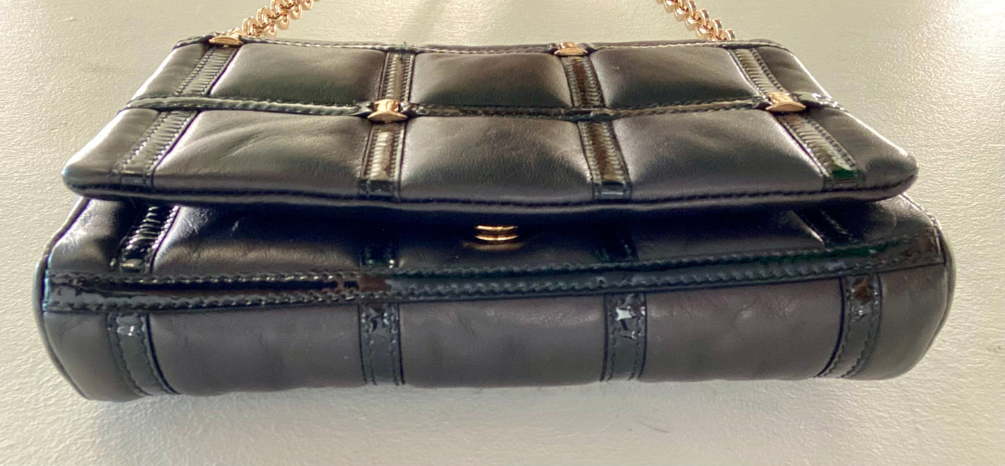 SALVATORE FERRAGAMO VARA QUILTED SOFT LEATHER CHAIN CROSSBODY BAG