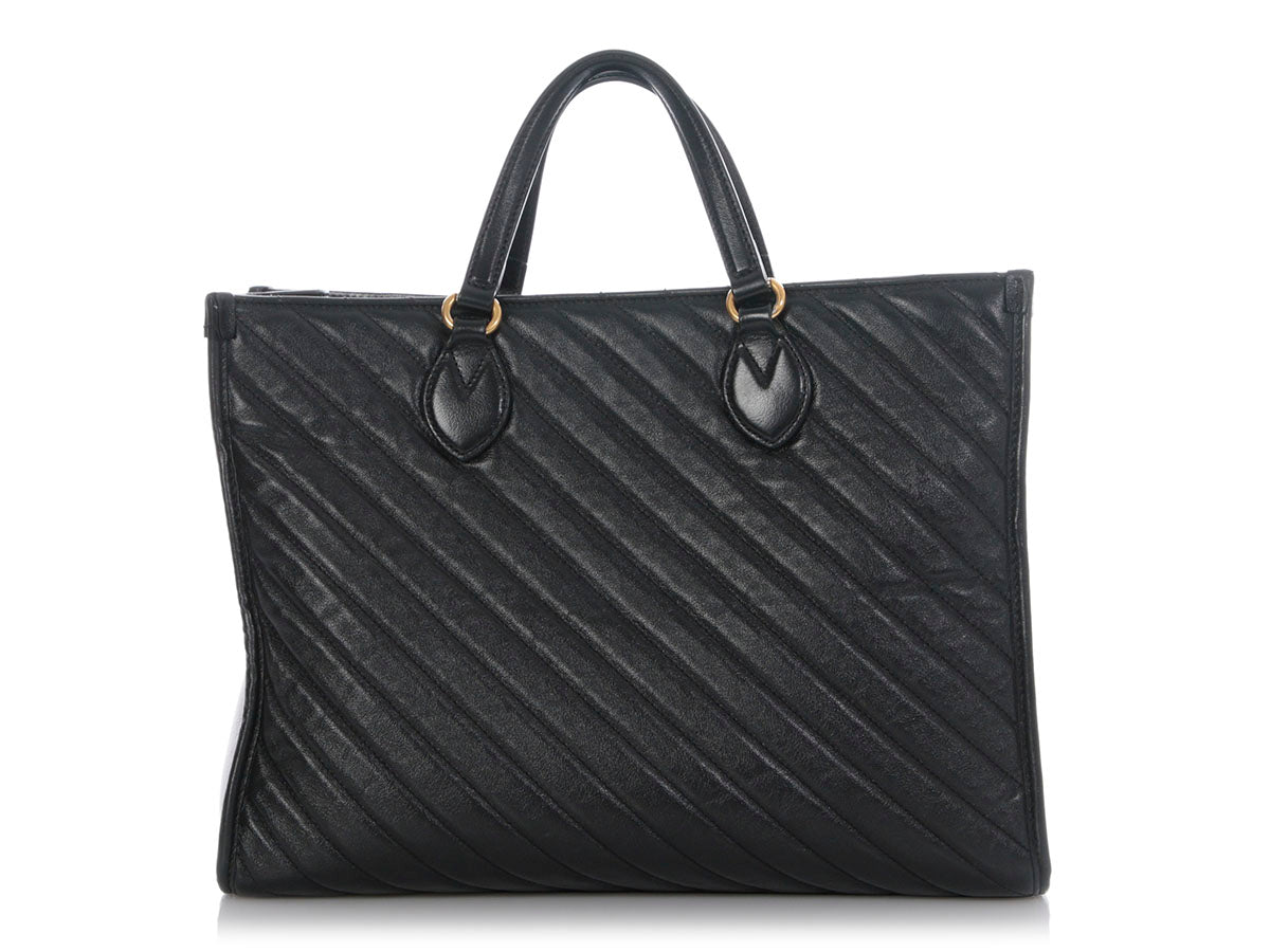 Gucci Black MatelassÃ© Diagonal GG Marmont Tote