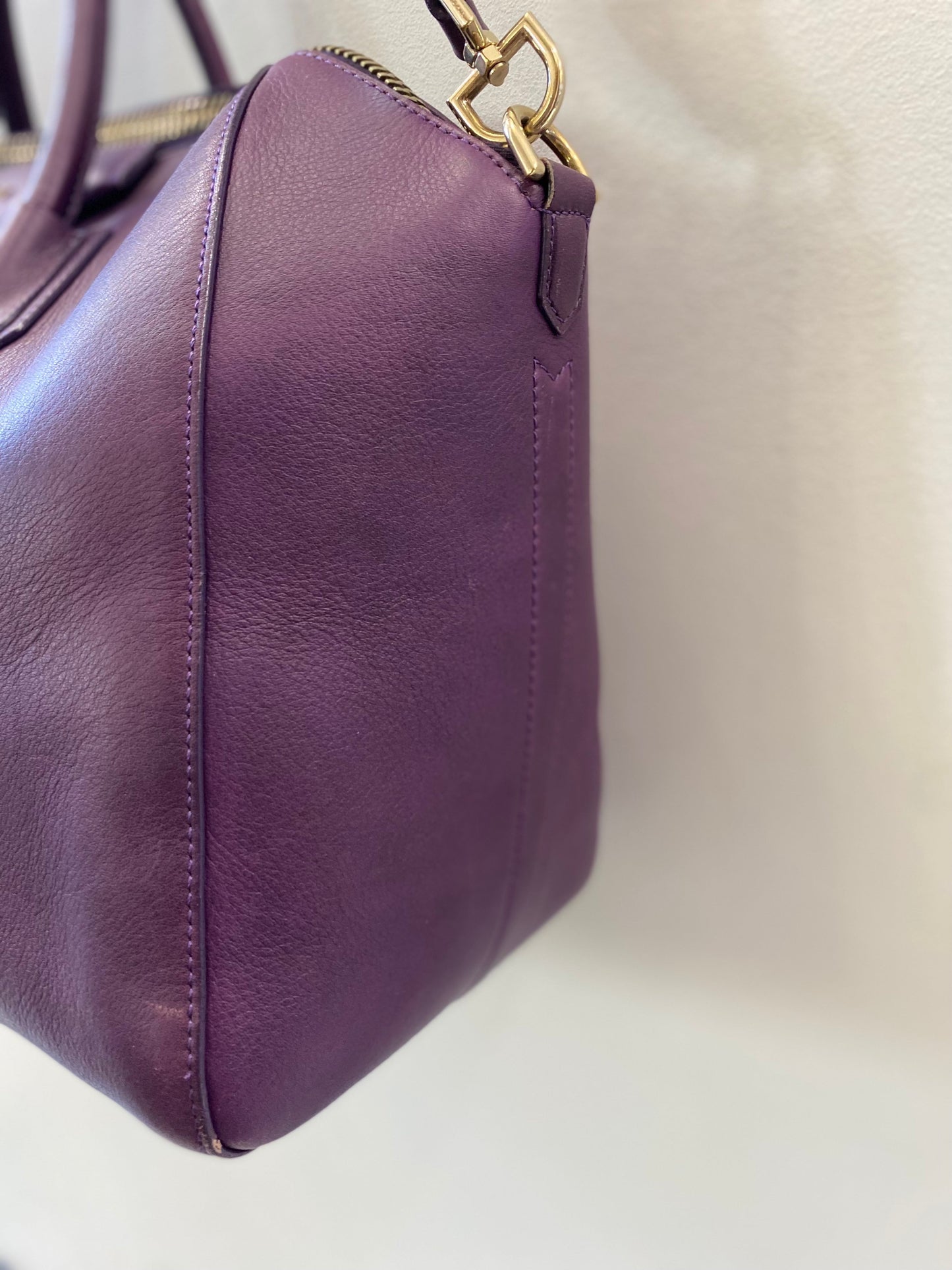 GIVENCHY SUGAR GOATSKIN LARGE ANTIGONA BAG