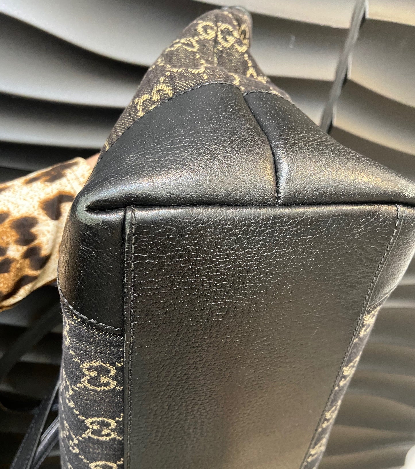 GUCCI JACQUARD GG MONOGRAM OPHIDIA MEDIUM DENIM TOTE BAG