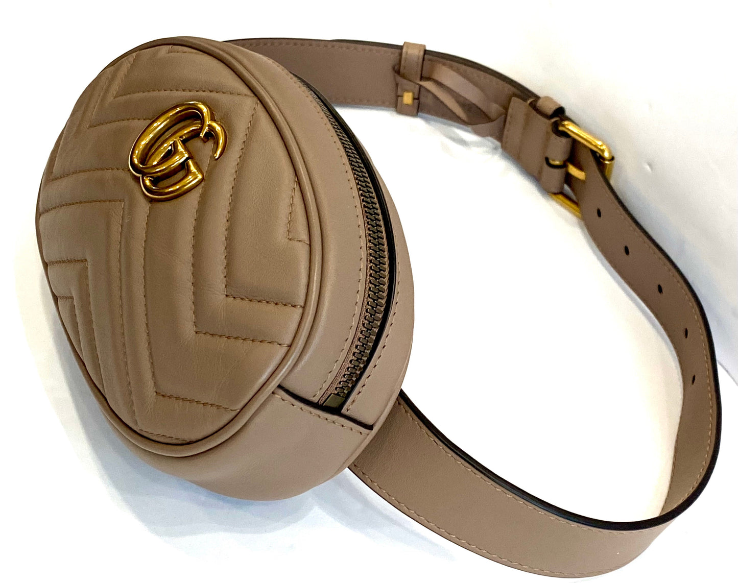GUCCI CALFSKIN GG MARMONT MATELASSE BELT BAG