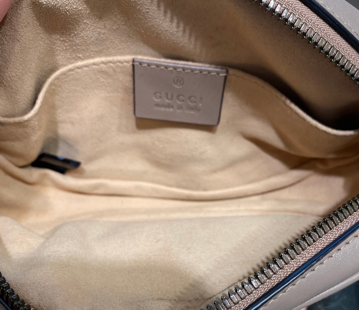 GUCCI CALFSKIN GG MARMONT MATELASSE BELT BAG