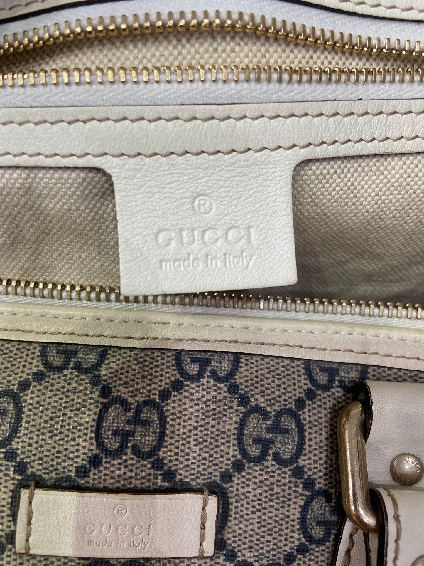 GUCCI GG SUPREME CANADIAN FLAG JOY BOSTON BAG