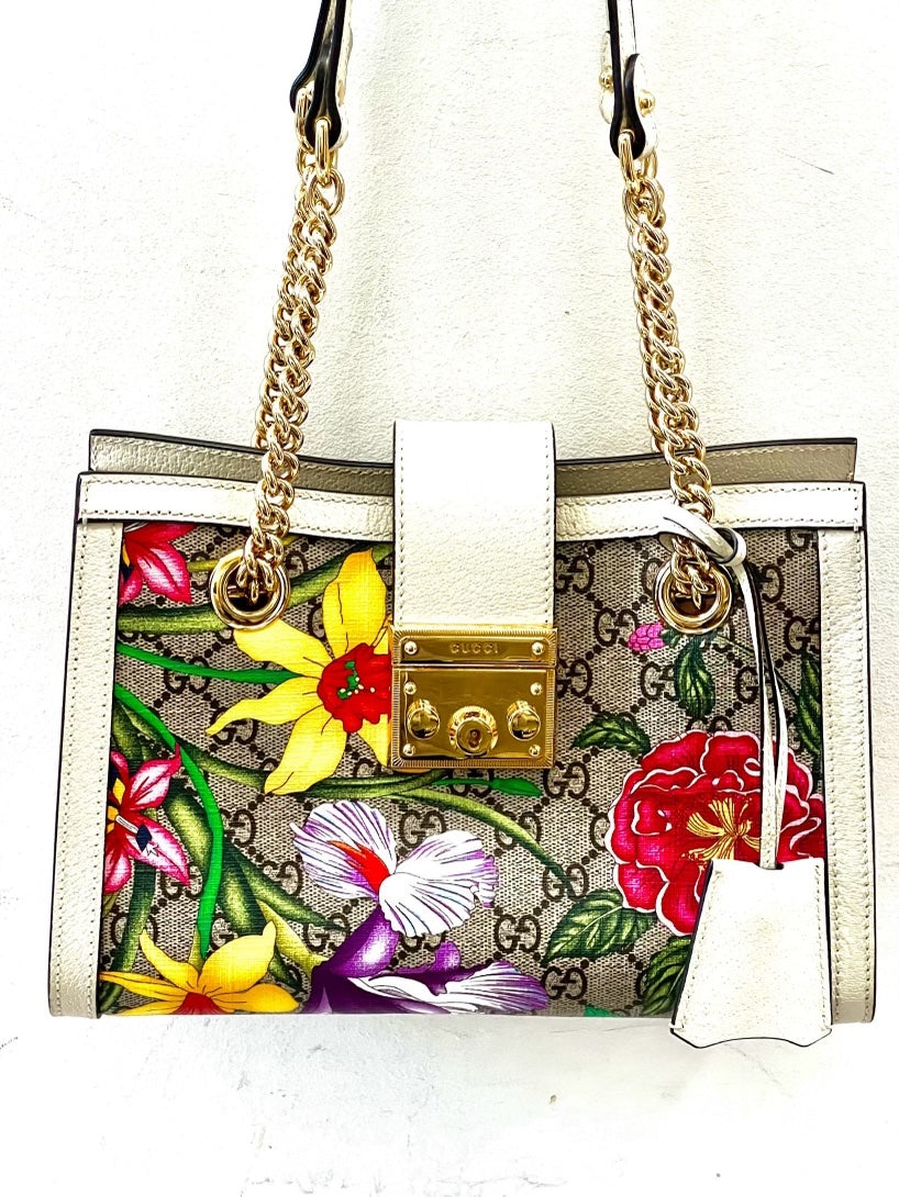 GUCCI GG SUPREME FLORA PADLOCK CHAIN SMALL TOTE BAG