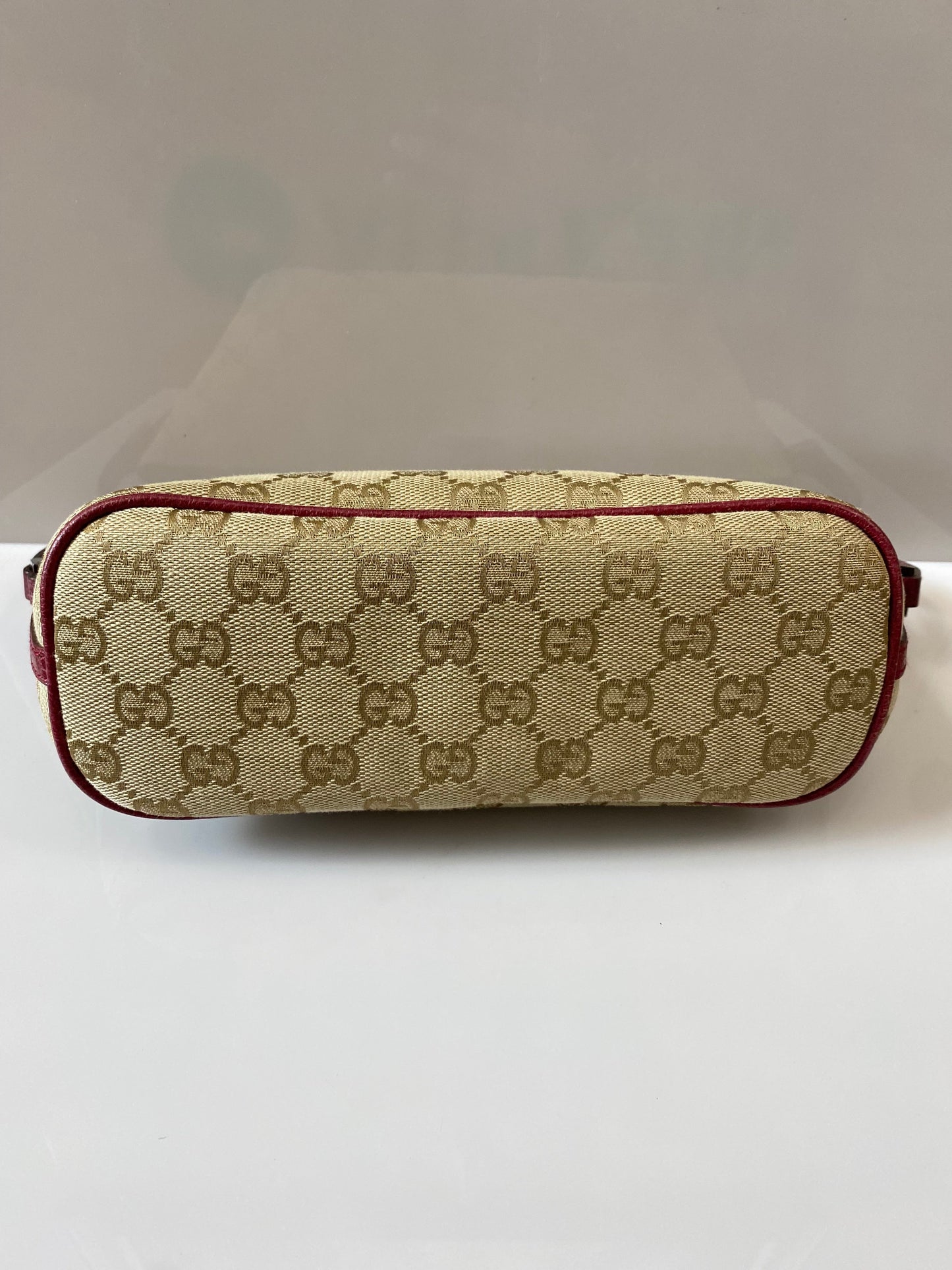 GUCCI GG CANVAS BOAT POCHETTE BAG