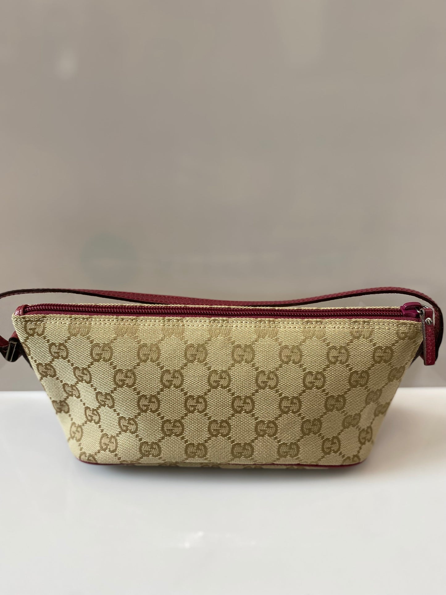 GUCCI GG CANVAS BOAT POCHETTE BAG