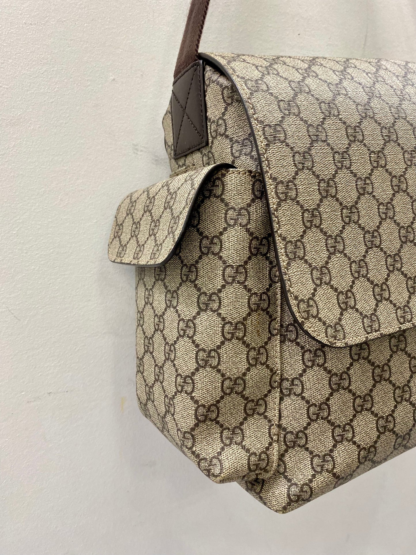 GUCCI GG SUPREME MONOGRAM SELLERIA CALFSKIN DIAPER BAG