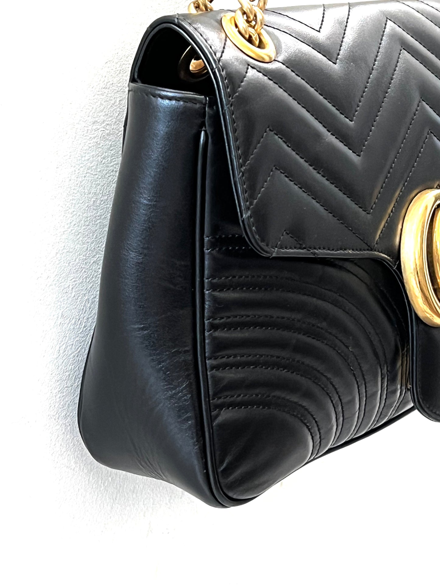 GUCCI GG MARMONT 2.0 MEDIUM SHOULDER BAG-NERO