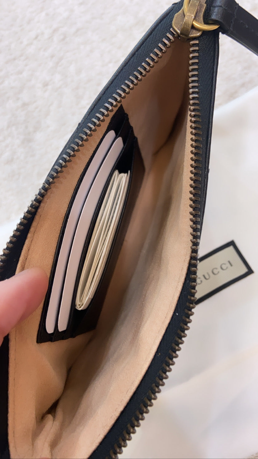 GUCCI GG MARMONT CALFSKIN LEATHER SMALL WEISTLET