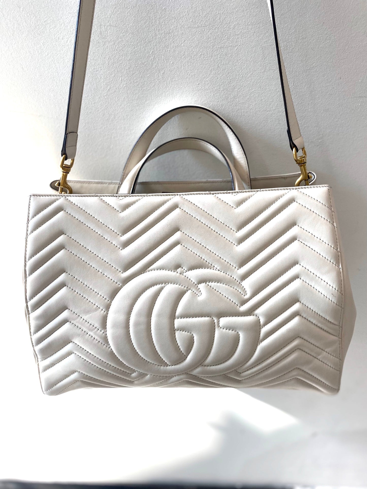 GUCCI GG MARMONT MATELASSE CALFSKIN LEATHER TOTE BAG