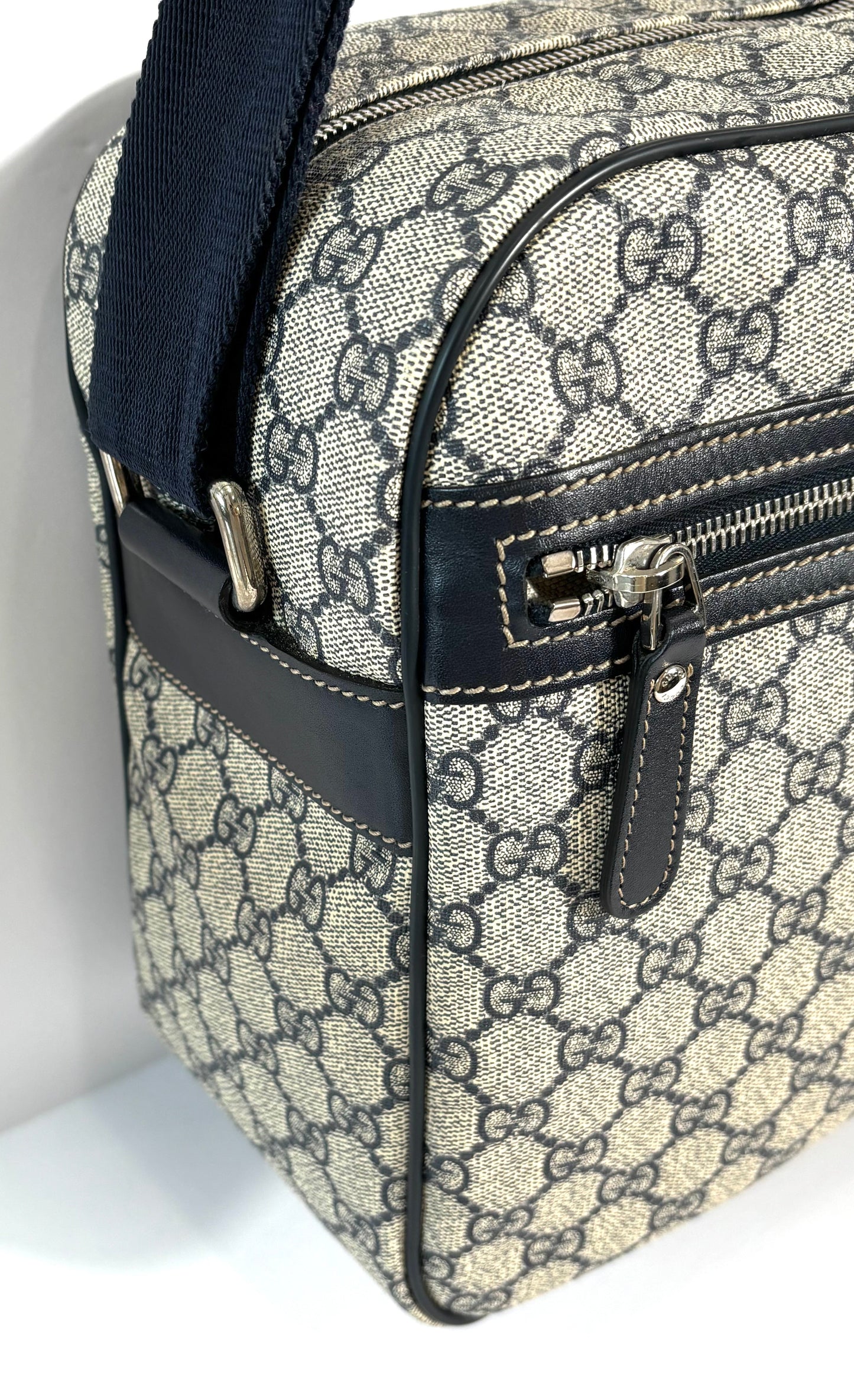 GUCCI GG PLUS MONOGRAM COATED CANVAS MESSENGER BAG NAVY