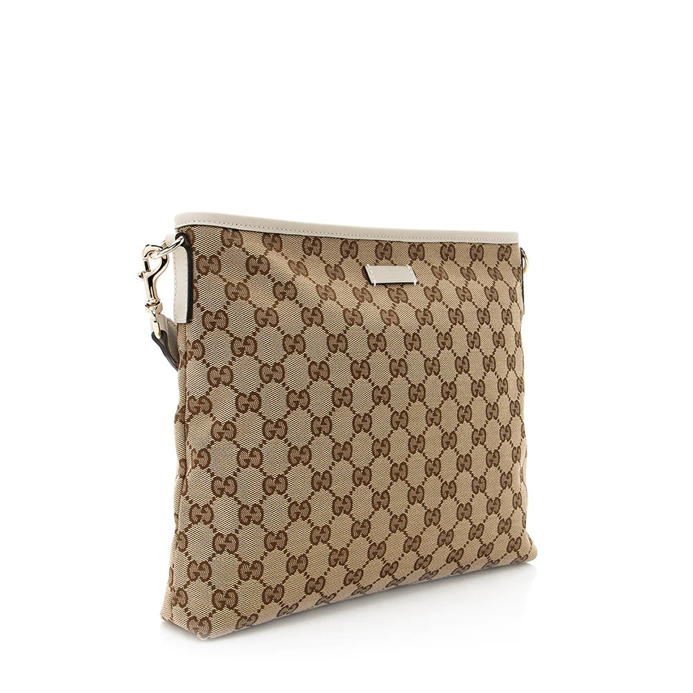 GUCCI GG SUPREME CLASSIC FLAT MESSENGER BAG
