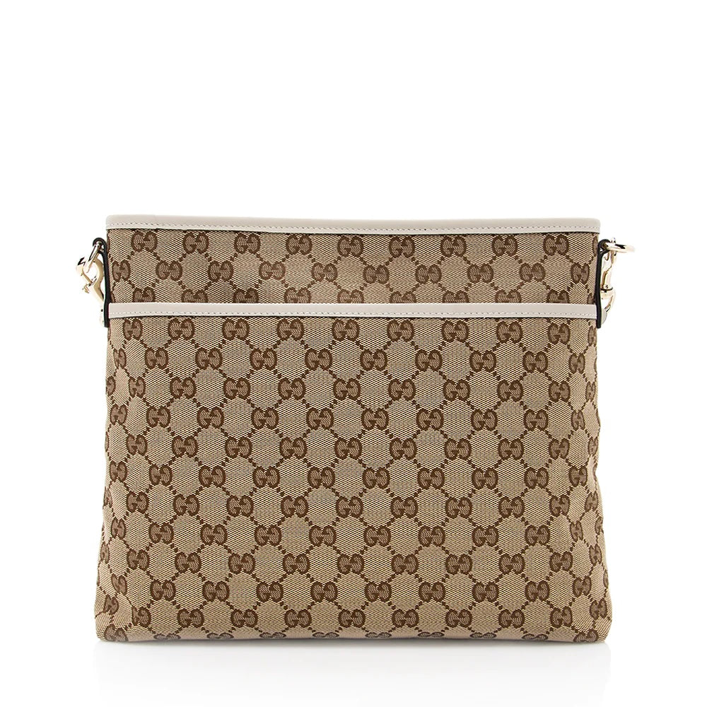 GUCCI GG SUPREME CLASSIC FLAT MESSENGER BAG