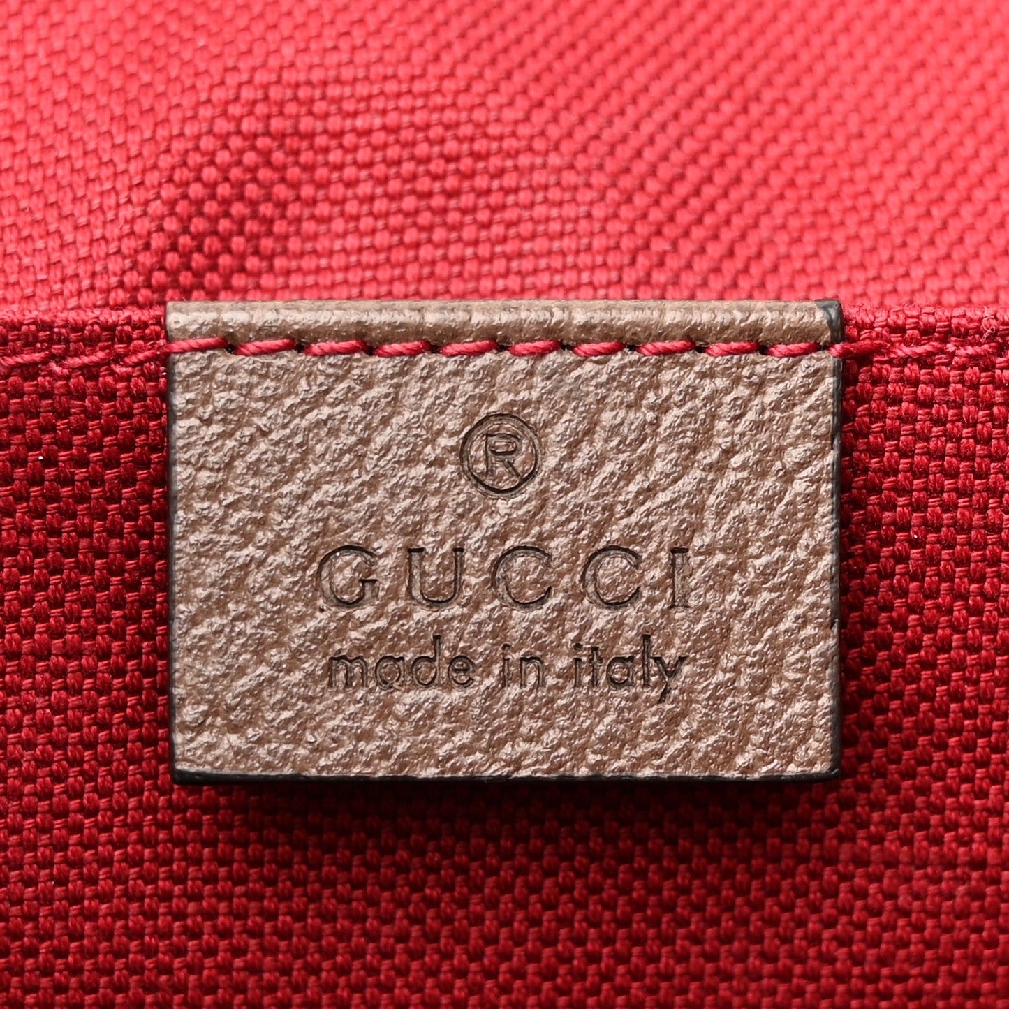 GUCCI GG SUPREME MESSENGER BAG