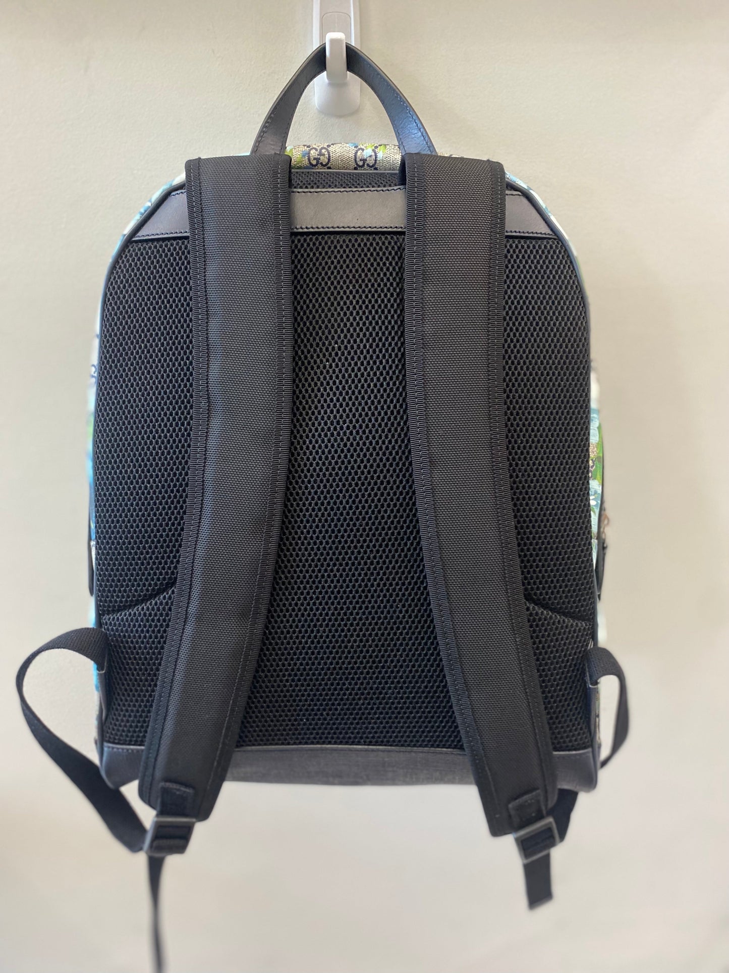GUCCI GG SUPREME MONOGRAM BLOOMS DAY BACKPACK