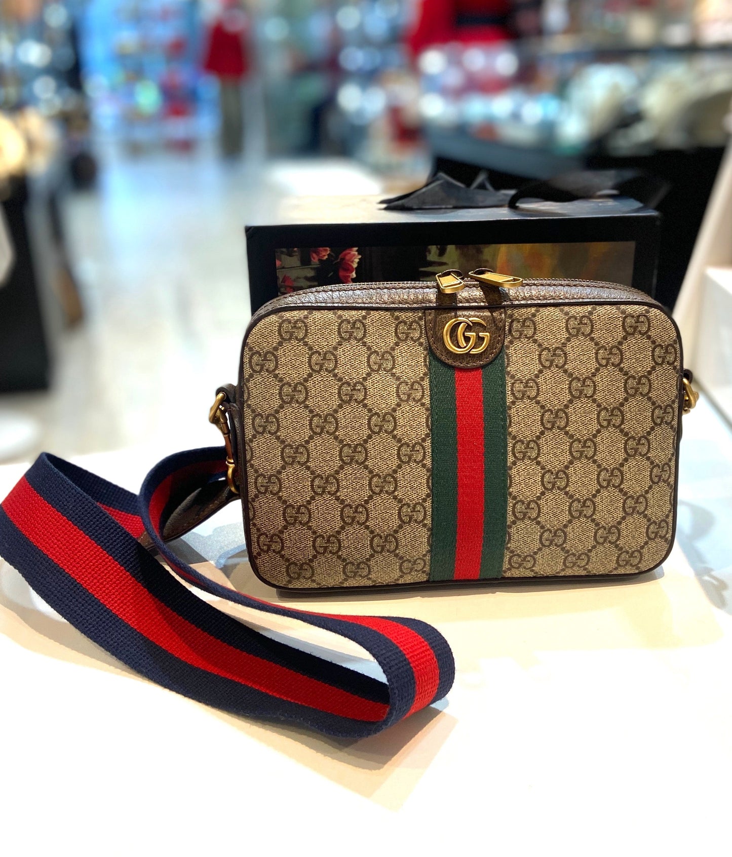 GUCCI GG SUPREME MONOGRAM OPHIDIA CROSSBODY/ WRISTLET BAG