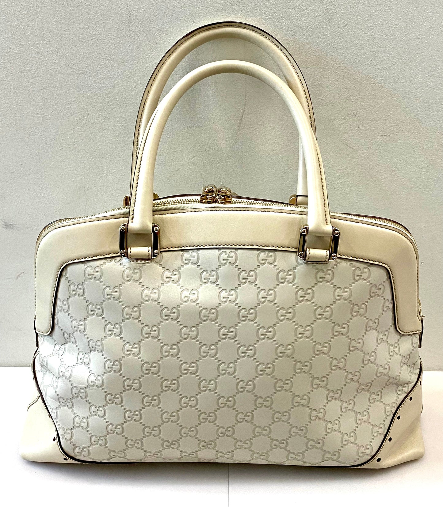 GUCCI GUCCISSIMA HORSEBIT LOGO PLAQUE CALFSKIN SHOULDER BAG