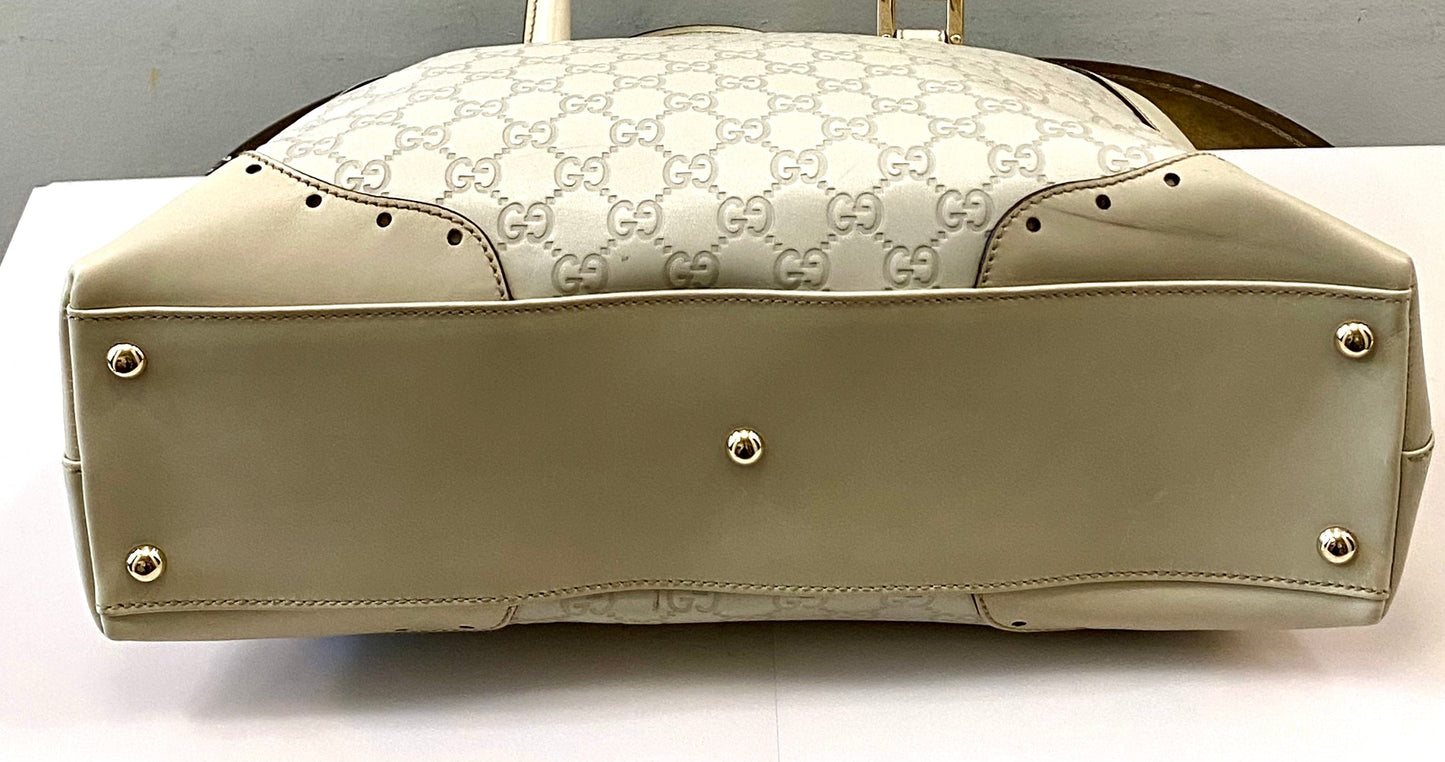 GUCCI GUCCISSIMA HORSEBIT LOGO PLAQUE CALFSKIN SHOULDER BAG