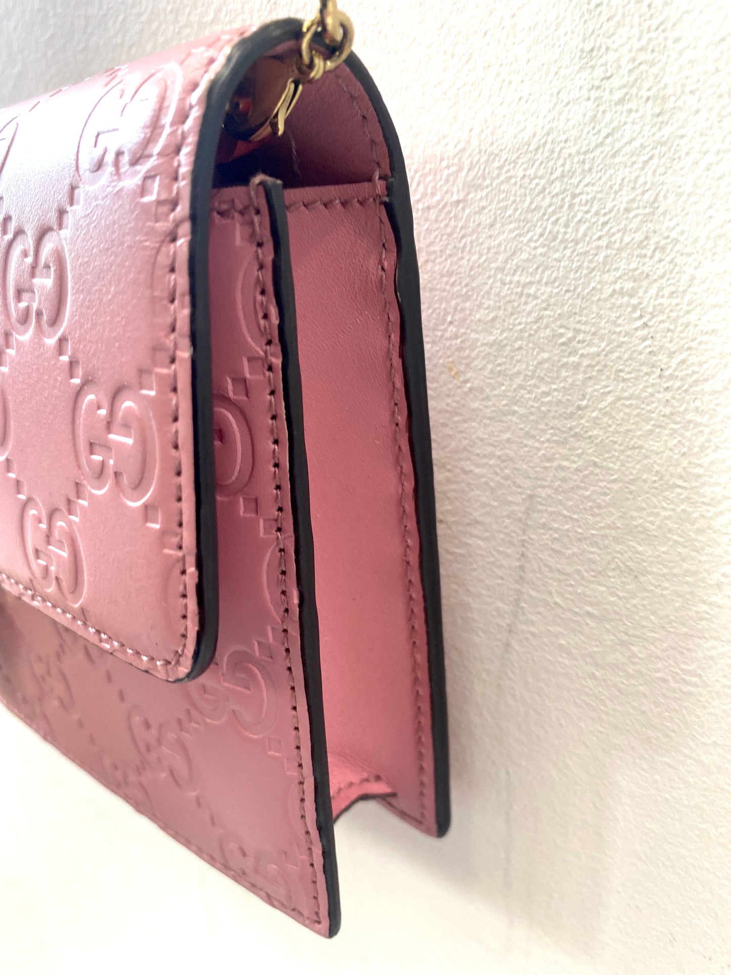GUCCI GUCCISSIMA LEATHER ICON CHAIN WALLET