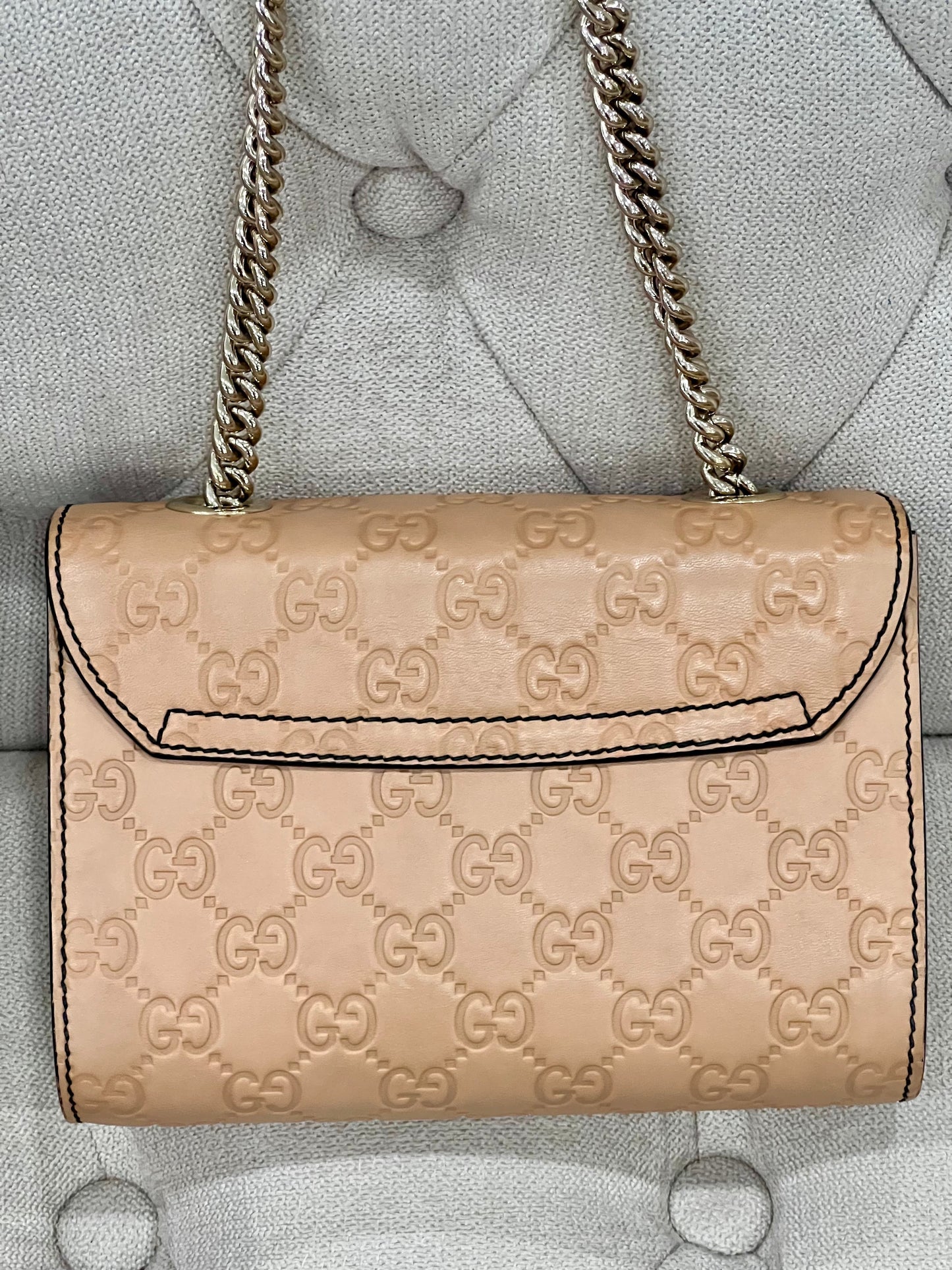GUCCI GUCCISSIMA LEATHER MINI EMILY CHAIN CROSSBODY BAG