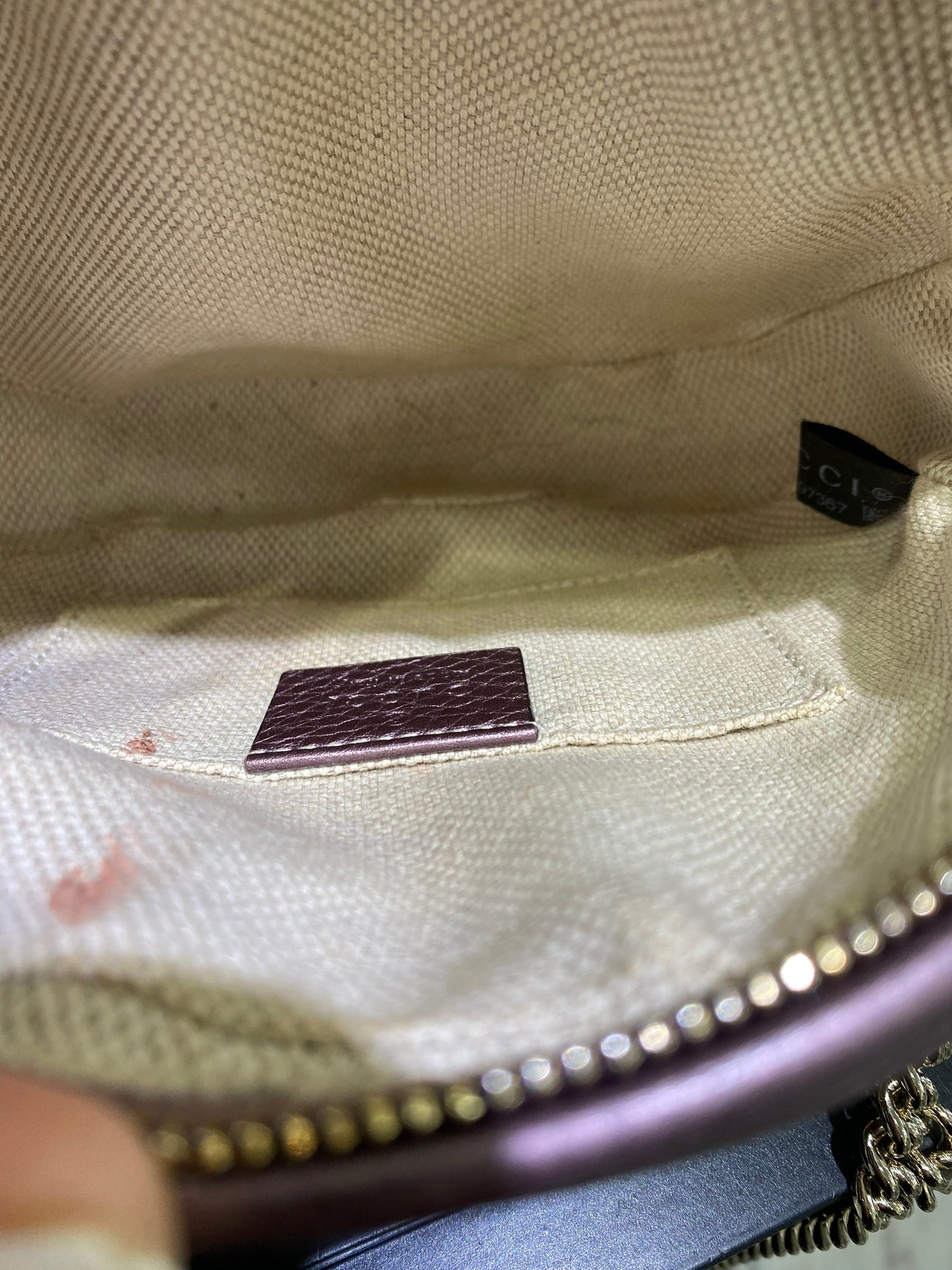 GUCCI METALLIC PEBBLED CALFSKIN MINI SOHO CHAIN BAG