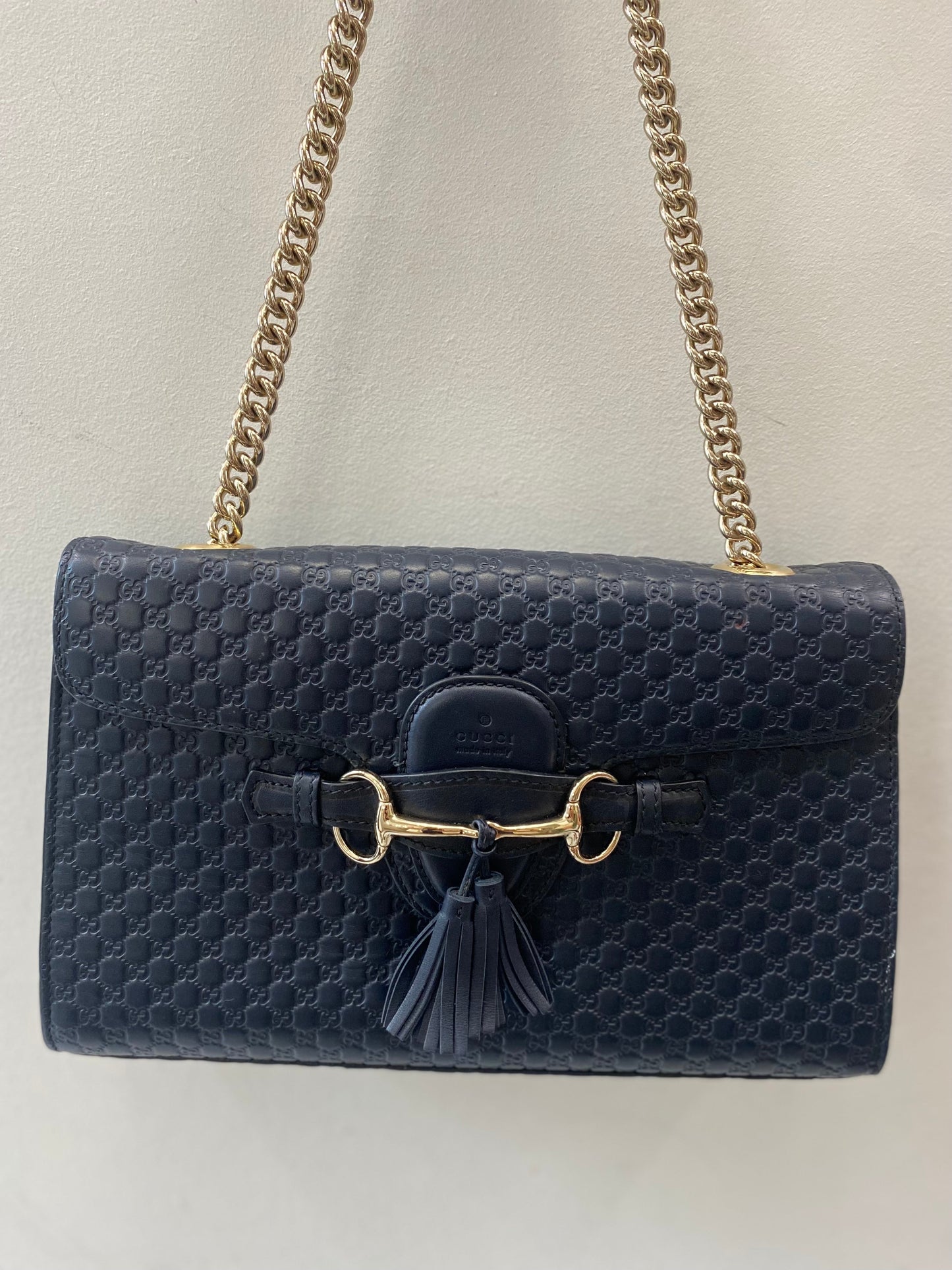 GUCCI MICROGUCCISSIMA LEATHER MEDIUM CHAIN SHOULDER BAG